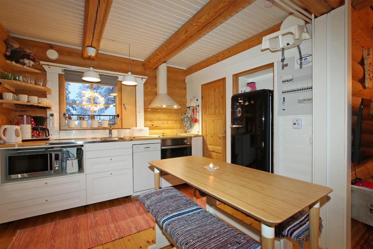 Chalet Saremoekki
